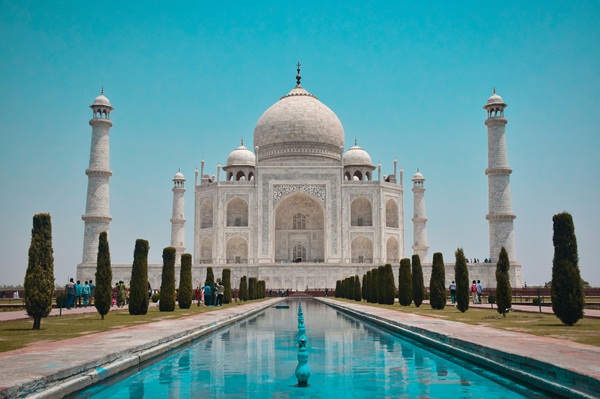 jovyn chamb iWMfiInivp4 unsplash